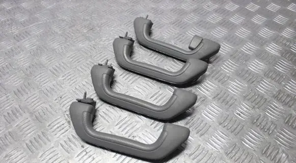 Honda CR-V Front interior roof grab handle