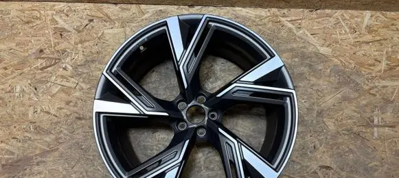 Audi RS6 C8 R22 alloy rim 4K0601025R K2T7889