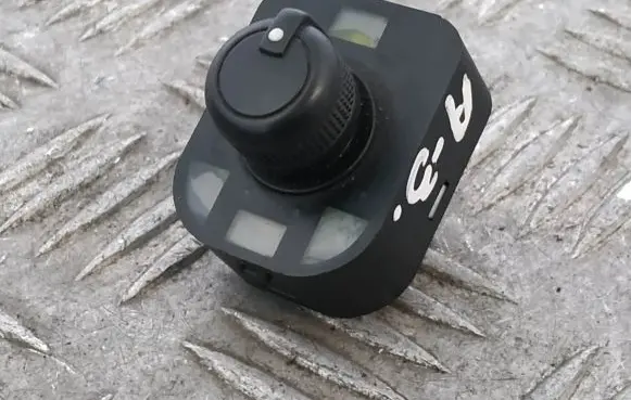 Audi A3 S3 8V Wing mirror switch 8V0959565A