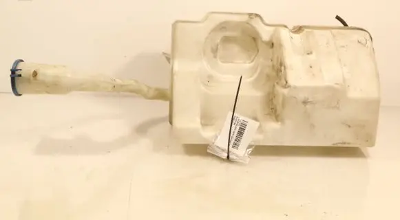 Volvo XC60 Windshield washer fluid reservoir/tank 30753424
