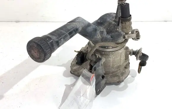 Peugeot 308 SW Power steering pump 9684979180