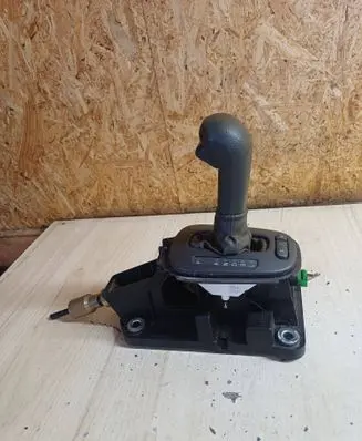 Volvo S70 V70 V70 XC Gear shifter/selector 6849844 03080100