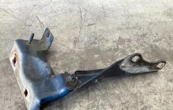 Cadillac CTS Engine bonnet/hood hinges 25701117r