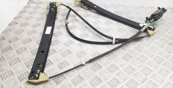 Audi A1 Front door electric window regulator 8X3837462