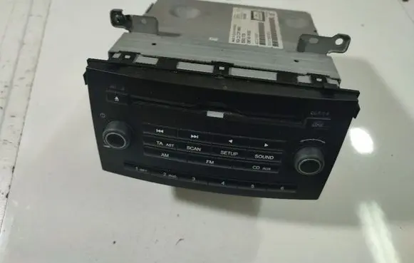 KIA Ceed Radio/CD/DVD/GPS head unit X961401H500