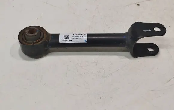 Tesla Model 3 Rear upper control arm/wishbone 104443100G CEQ222682A0414
