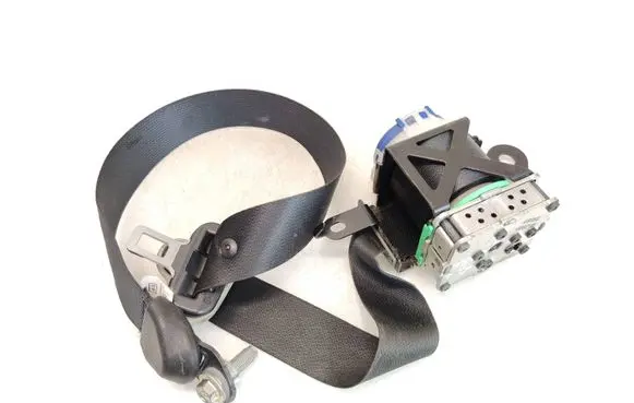 Mazda 6 Front seatbelt 0437002