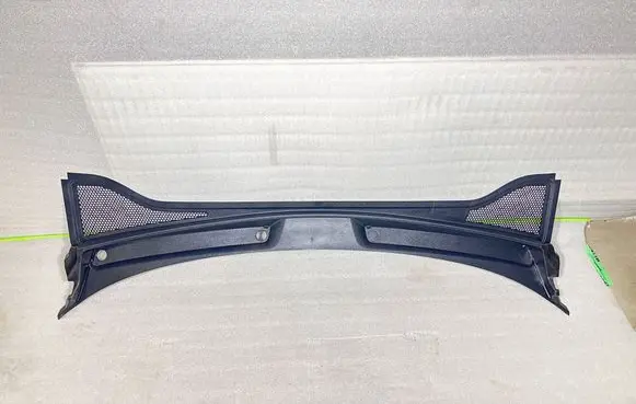 Audi Q3 F3 Wiper trim 83B819403A