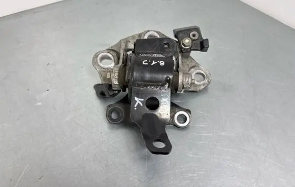Mazda CX-5 II Gearbox mount 2J20N