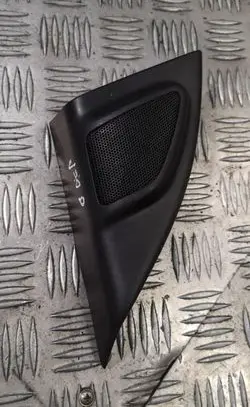 Volvo V70 Front door high frequency speaker 30781068