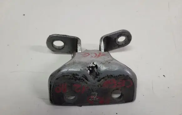 KIA Ceed Front door lower hinge 