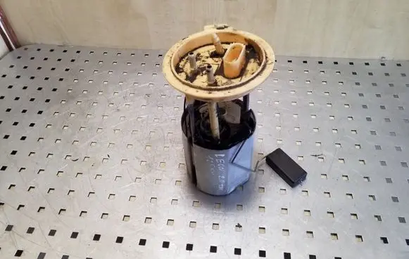 Seat Leon (1P) In-tank fuel pump 1K0919050J