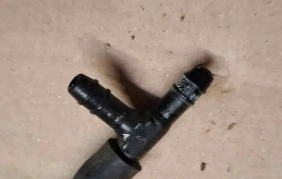 Volvo S80 Windshield washer spray nozzle 