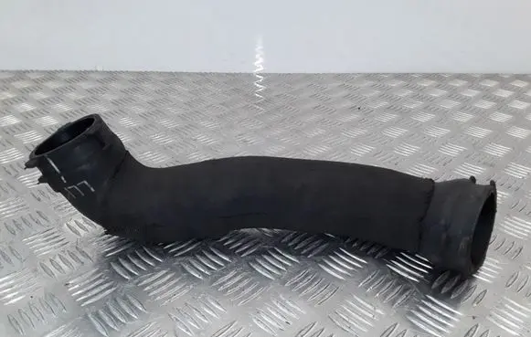 Audi A8 S8 D3 4E Intercooler hose/pipe 4E0145737K