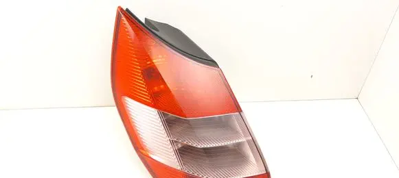 Renault Scenic II - Grand scenic II Rear/tail lights 8200127704 2SK00865901
