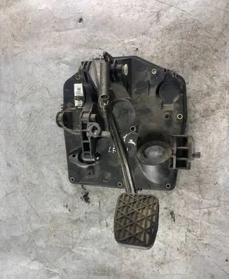 Mercedes-Benz A W168 Brake pedal 1682900049 1682902201
