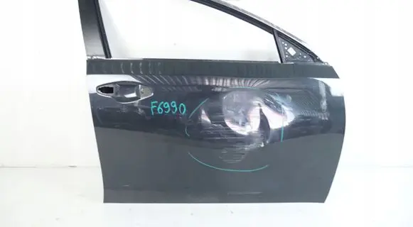 KIA Xceed Rear door