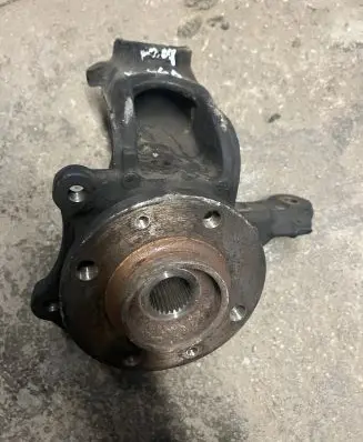 Peugeot 207 Front wheel hub spindle knuckle