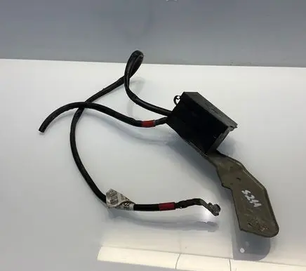 Mercedes-Benz E W211 Positive cable (battery) A2115404732 2115404732 021X1