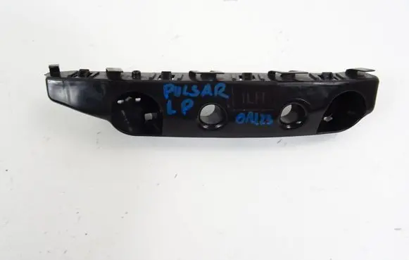 Nissan Pulsar Front bumper mounting bracket 622253ZL0A