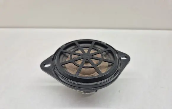 Audi A4 S4 B8 8K Panel speaker 