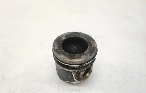 Land Rover Evoque I Piston KV9