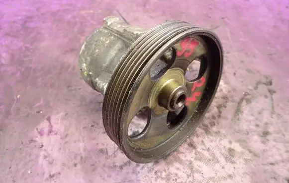 Citroen Xsara Picasso Power steering pump