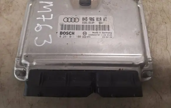 Audi A2 Engine control unit/module 045906019