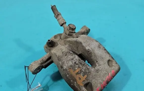 Toyota Avensis T250 Rear brake caliper IMPRK1518369
