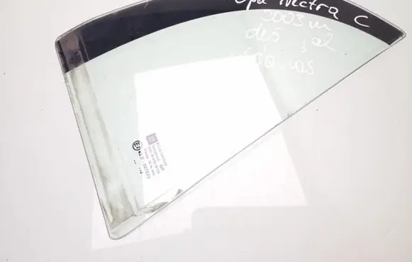 Opel Vectra C Rear vent window glass AS2
