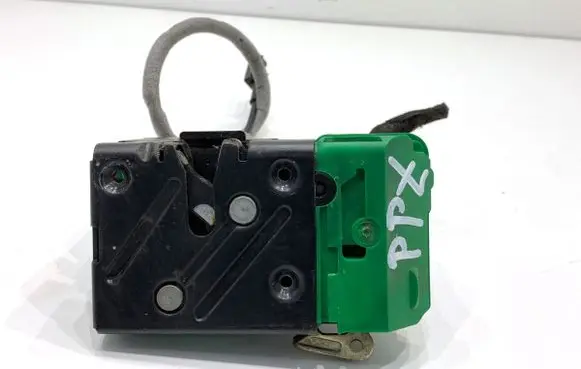 Volvo XC90 Front door lock 
