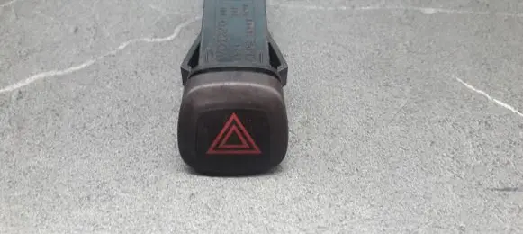 Volvo S80 Hazard light switch 30739319