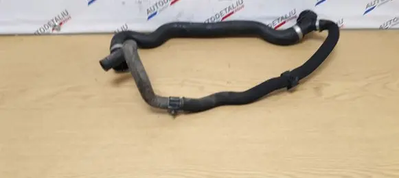 Engine coolant pipe/hose