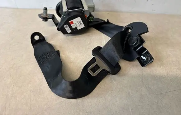 Hyundai Tucson TL Rear seatbelt 89810D7000 89810D7000TRY