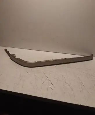 Under headlight/headlamp trim