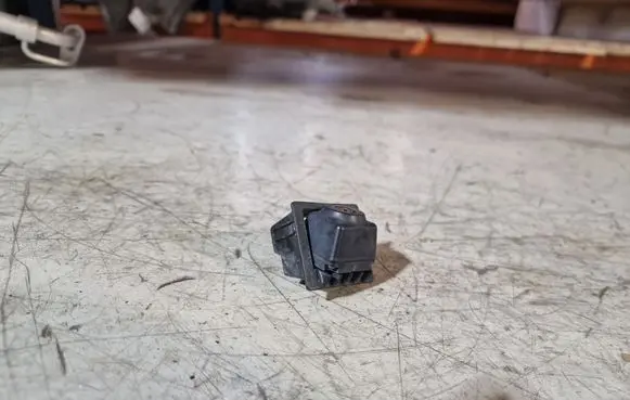 Buick Encore I Reversing camera 42389646