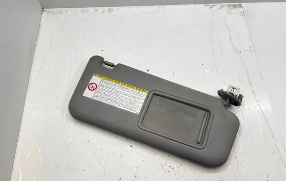Toyota RAV 4 (XA30) Sun visor 