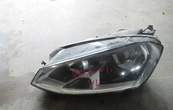 Volkswagen Golf VII Headlight/headlamp 5G2941005 90024336
