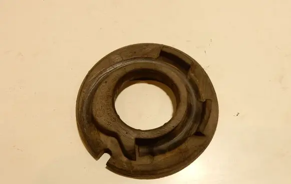 Audi A6 S6 C6 4F Front coil spring rubber mount 4F0412109 51286
