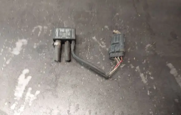 Audi A4 S4 B6 8E 8H LP gas reducer temperature sensor PS01