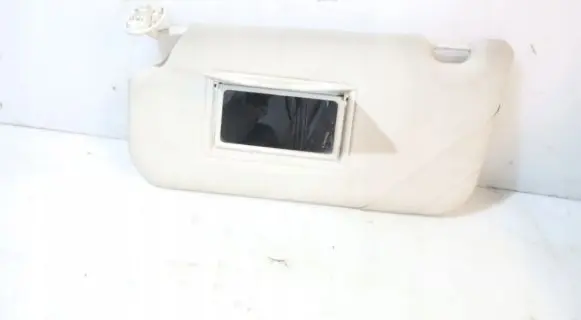 Sun visor clip/hook/bracket