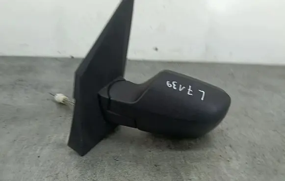 Ford Fusion Front door electric wing mirror