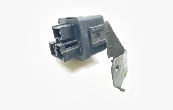 Nissan Almera Tino Glow plug pre-heat relay 25230BN300