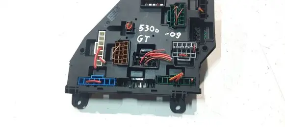 BMW 5 GT F07 Fuse module 1670499