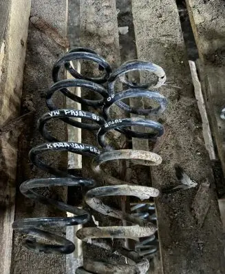 Volkswagen PASSAT B6 Rear coil spring