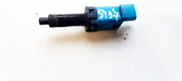 Volkswagen Golf III Brake pedal sensor switch 1H0907343