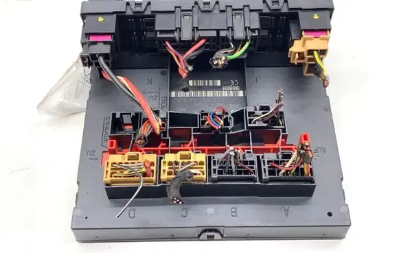Volkswagen PASSAT B6 Other control units/modules 3C0937049AJ