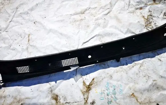 Fiat Ducato Wiper trim 1303189080