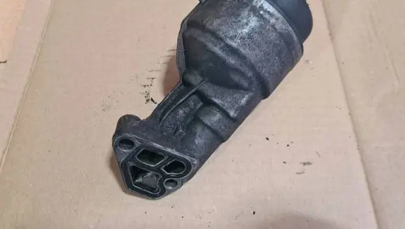 Volkswagen Fox Engine oil radiator 