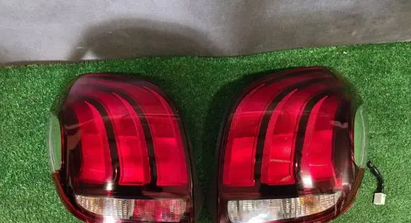 Peugeot 108 Rear/tail lights 815600H132